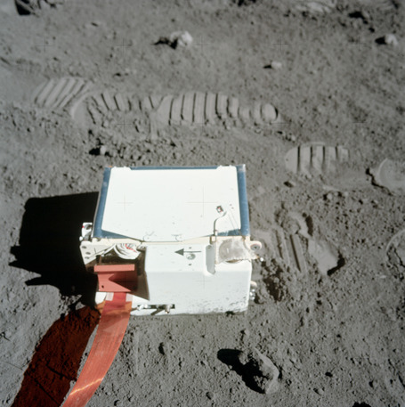Is There an Atmosphere on the Moon? | NASA Lunar Science Institute | Planets, Stars, rockets and Space | Scoop.it