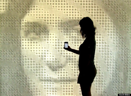 Scott Blake's Interactive Bar Code Portraits (PHOTOS, VIDEO) | Transmedia: Storytelling for the Digital Age | Scoop.it