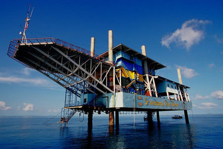 Go Scuba Diving From an Oil Rig Hotel | Dykning | Scoop.it
