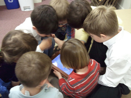 Des tablettes &agrave; la place des manuels scolaires : les parents jugent | TICE ENT dans les lyc&eacute;es | Scoop.it