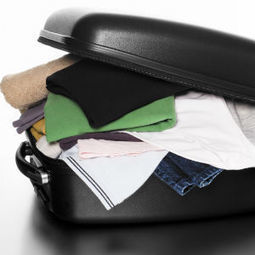 Guy won't wear airline's baggage fee, wears 70 clothing items instead | It's Show Prep for Radio | Scoop.it