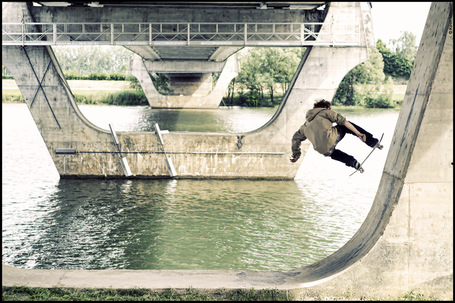 le rouennais Adrien Bulard |  Beachbrother.com - surf, skate & snowboard magazine | Rouen | Scoop.it