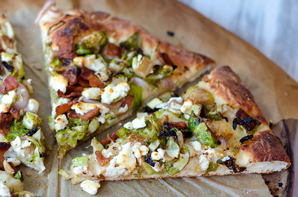 Pink Parsley: Bacon, Brussels Sprouts, and Goat Cheese Pizza | &Agrave; Catanada na Cozinha Magazine | Scoop.it