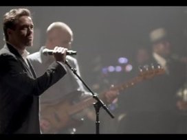 Robert Downey Jr sings with Sting and absolutely kills it.