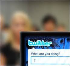 Tweet the Teacher: Using Twitter as a Classroom Tool | Strategic Trends | iGeneration - 21st Century Education | Scoop.it