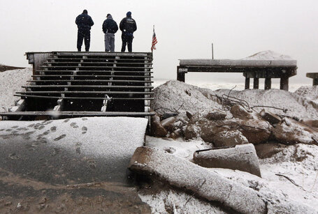 Apr&egrave;s Sandy, une temp&ecirc;te hivernale frappe New York | TAHITI Le Mag | Scoop.it