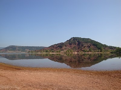 Lo&iuml;c Fossard: LAC DU SALAGOU | Lac du Salagou | Scoop.it