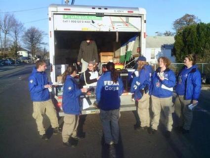 Ironic? Occupy Sandy Feeds FEMA Workers : | News You Can Use - NO PINKSLIME | Scoop.it