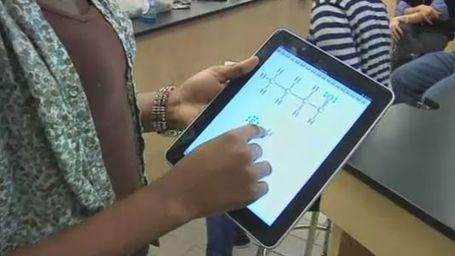 New iPad App Lets Brooklyn Students Learn Chemistry With Greater Ease - NY1.com | Apps for your class | Scoop.it