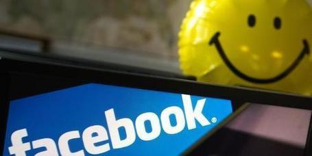 Facebook introduit le hashtag dans ses publications. Merci Twitter ! | Animer une communaut&eacute; Facebook | Scoop.it