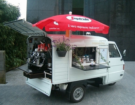 Italian Entertainment - Caffe La Strada. De verfijnde koffie beleving op 3 vierkante meter Itali&euml; | Italian Entertainment And More | Scoop.it