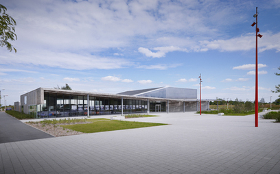 Livraison de la m&eacute;diath&egrave;que et de l'auditorium HQE de M&eacute;ricourt par Atelier 9.81 architecte urbaniste | Licence pro bib | Scoop.it