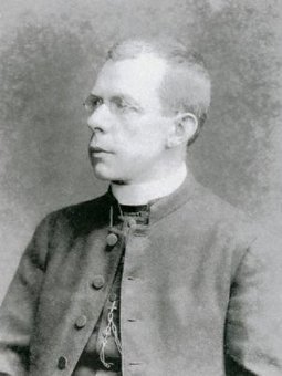 The untold story of the Titanic&rsquo;s Catholic priest who went down hearing confessions | LifeSiteNews.com | Resources for Catholic Faith Education | Scoop.it