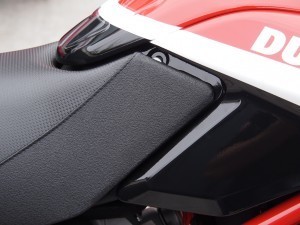 Review | Three types of Ducati Hypermotard seats and their profiles |Ducati Blog | Ductalk | Scoop.it