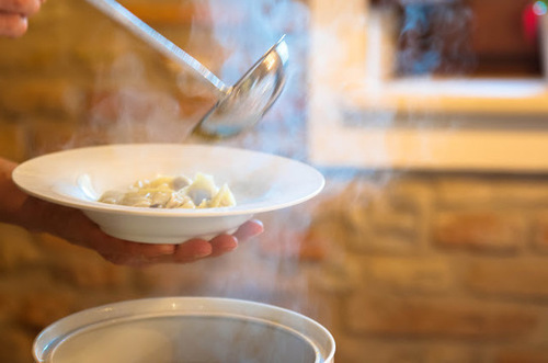 Christmas in Italy = Cappelletti in Brodo