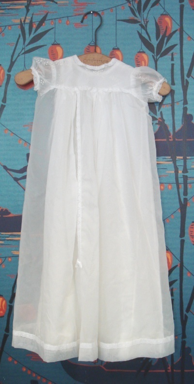 Childrens Vintage Clothing on Antique Vintage And Retro Childrens Clothing  From The Intricate