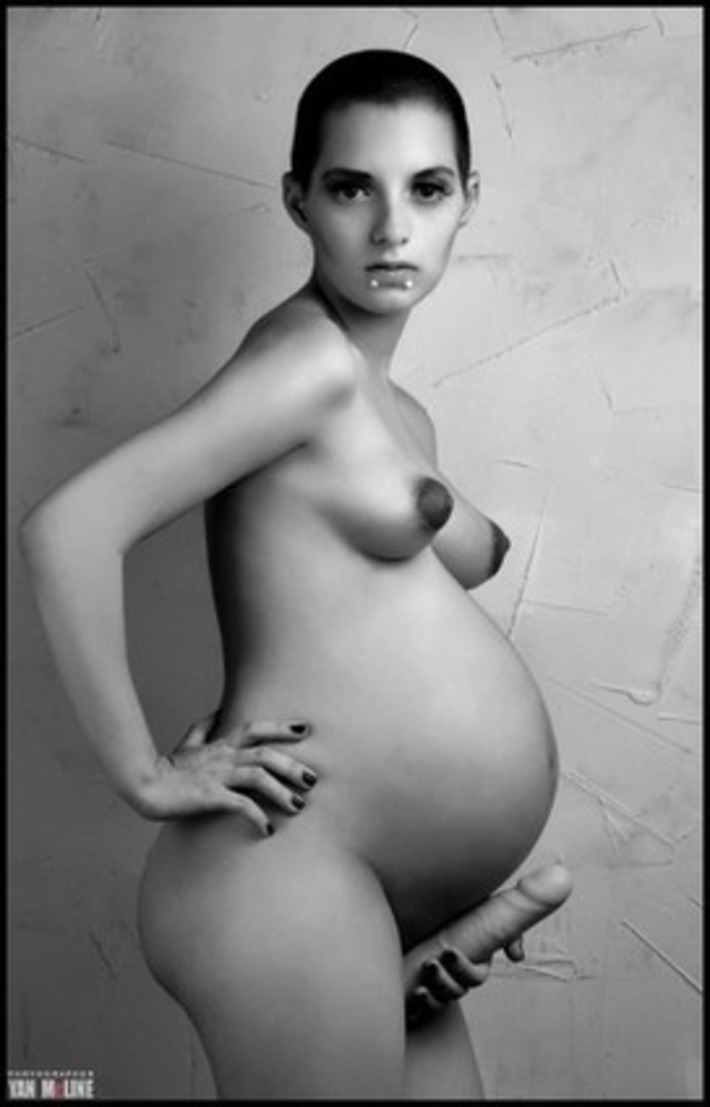 Erotic Pregnant Women 77