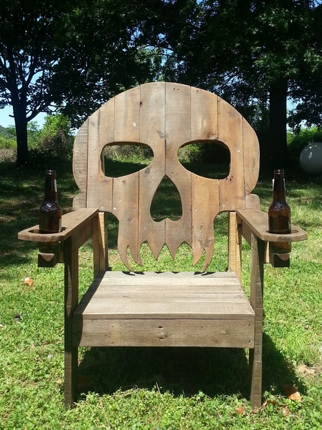 Comment on Pallet skull chair by Yo Soy Así | Upcycled Objects 