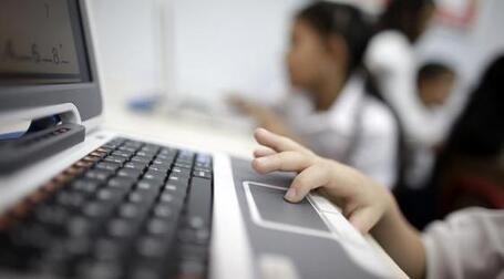 "Utiliser Twitter &agrave; l'&eacute;cole ? Mais l'&Eacute;ducation nationale est d&eacute;j&agrave; exag&eacute;r&eacute;ment ouverte aux nouvelles technologies !" | Apprendre, former... id&eacute;es | Scoop.it