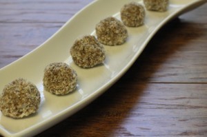 *New Vegan Recipe Added* Sample These Coconut Date Balls Today| Vegan Recipes | Vegan Blog | Zesty Vegan | Great compilation of Attractive websites That I Really Like | Scoop.it