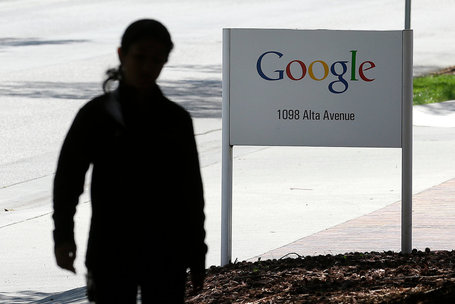 Google Asks Secret Court for Permission to Publish National Security Request Data | Surveillance Studies | Scoop.it