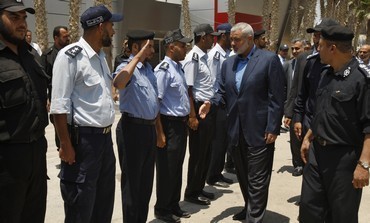 Shifting Egypt's stance, Mursi meets Hamas PM in Cairo | Kuffar News | Scoop.it