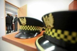 Korupcja w katowickiej straży miejskiej. Kierowcy, kt&oacute;rzy dawali łap&oacute;wki, też zostaną oskarżeni | tank24.org Mag | Scoop.it