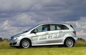 La Tribune Auto : reportage : Premiers tours de roues au volant de la Mercedes Classe B F-Cell &agrave; pile &agrave; combustible | Air Liquide Mobilit&eacute; Hydrog&egrave;ne | Scoop.it