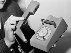 What I Still Hear: Sounds That Have Disappeared | DES ARTS SONNANTS - CR&Eacute;ATION SONORE ET ENVIRONNEMENT - ENVIRONMENTAL SOUND ART | Scoop.it