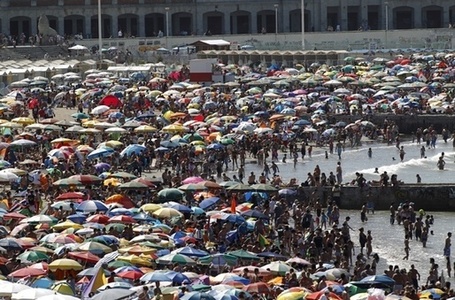 Could Earth's Population Peak in 2050? | green streets | Scoop.it