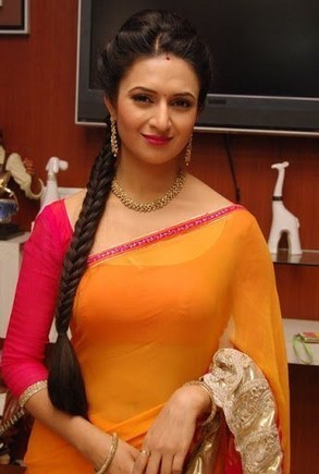 Divyanka Tripathi desktop Wallpapers