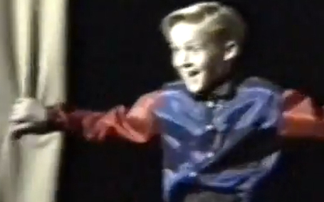 Young Ryan Gosling Could Destroy Internet With '90s Dance Moves [VIDEO] | The DATZ Blast | Scoop.it