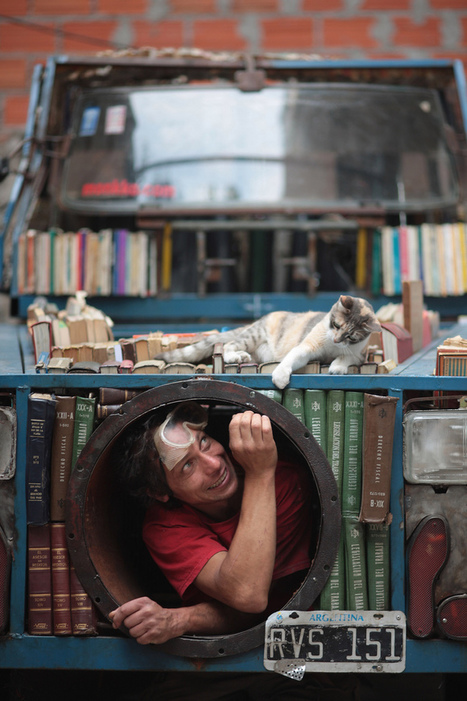 Portable Tank Library Hands Out Free Books | Investimentos em Cultura | Scoop.it
