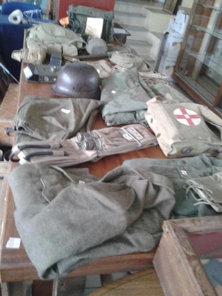 Enchères à Saint-Lô (50) : vente Militaria "Souvenirs du débarquement" ...!!! NUHlPQWCihYSkVnLNTDqNTl72eJkfbmt4t8yenImKBVaiQDB_Rd1H6kmuBWtceBJ