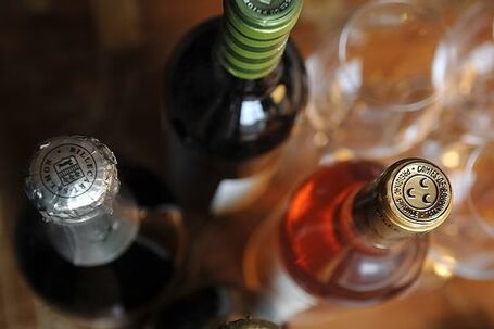 Get Ready....Thanksgiving Wine Pairings! Is your wine bar well stocked? | Wine with Cake | Scoop.it