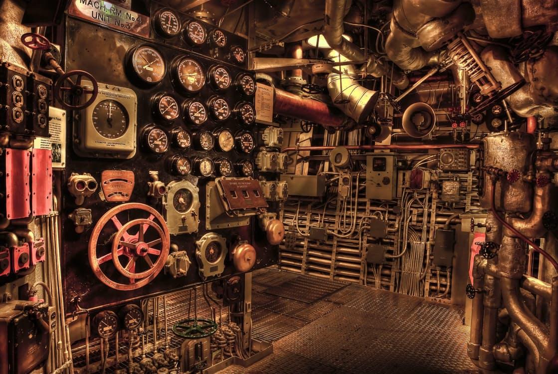 Macintosh HD:private:var:folders:q5:rsd0_dbd44z5tjq9r35qhvhm0000gn:T:TemporaryItems:battleship-engine-room-historic-war-53562.jpeg