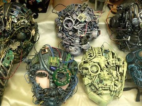 Most amazing recycled creations from electronic waste - Promoting Eco Friendly Lifestyle to Save Enviornment - Ecofriend | Psychology of Consumer Behaviour | Scoop.it