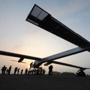 Fliegen mit Sonnenenergie: "Solar Impulse" bricht zu Reise nach Afrika auf - Spiegel Online | Afrika Nachrichten | Scoop.it