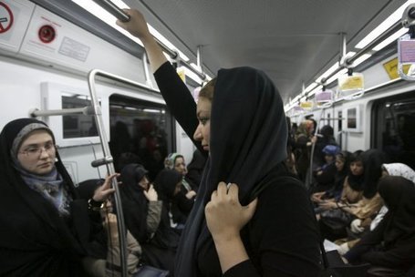 Les risques et p&eacute;rils du quotidien de l'Iranienne | Laura-Julie Perreault | Moyen-Orient | Je, tu, il... nous ! | Scoop.it