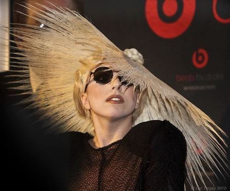 Another evolutionary step for albums as Lady Gaga plans app release | Transmedia: Storytelling for the Digital Age | Scoop.it