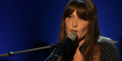 Carla-Bruni Sarkozy s'en prend aux journalistes en chanson | La Lorgnette | Scoop.it