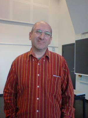 Michel Bauwens on the Peer Production Economy | Social Network ... | Digital skills, Enterprise 2.0 | Scoop.it