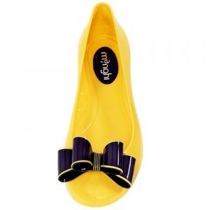 Menghi Shoes Loreto: plastic luxury from Le Marche | Le Marche & Fashion | Scoop.it