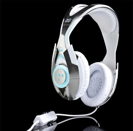 Monster Daft Punk Edition TRON Headphones Unveiled | All Geeks | Scoop.it