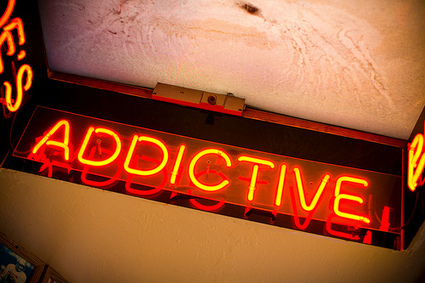 How to Curate Addictive Content & Build a Loyal Following | HigherEd Technology 2013 | Scoop.it