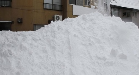 Nouvelles importantes chutes de neige attendues au Japon et déjà 83 morts | Environnement et Energies "Autrement" | Scoop.it