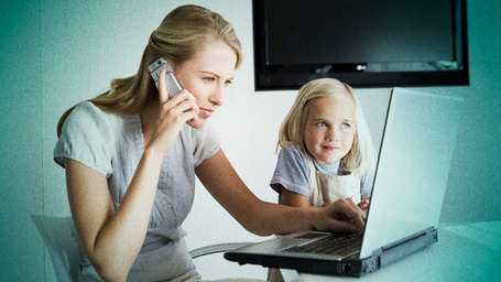 Those Multitasking, Smartphone, Connected TV-loving Moms | TV - WEB | Scoop.it