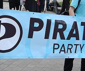 UK Pirate Party sees more than 1.8m visits in 24 hours after ISPs block The Pirate Bay website | Digital Copyright | Scoop.it