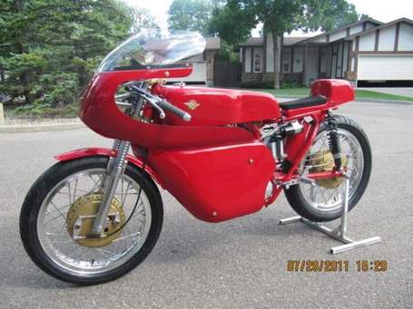 Motorcyclephotooftheday.com | A Sweet modified 1965 Ducati Sebring Road&nbsp;Racer | Ductalk | Scoop.it