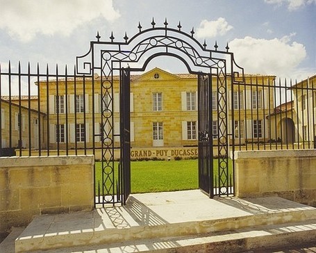 Les vendanges dans les propri&eacute;t&eacute;s CA Grands Crus Bordeaux | Gastronomie | Tourisme Sud-Ouest | Aquitaine OnLine | BIENVENUE EN AQUITAINE | Scoop.it